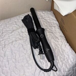 Sutra Black Curling Wand